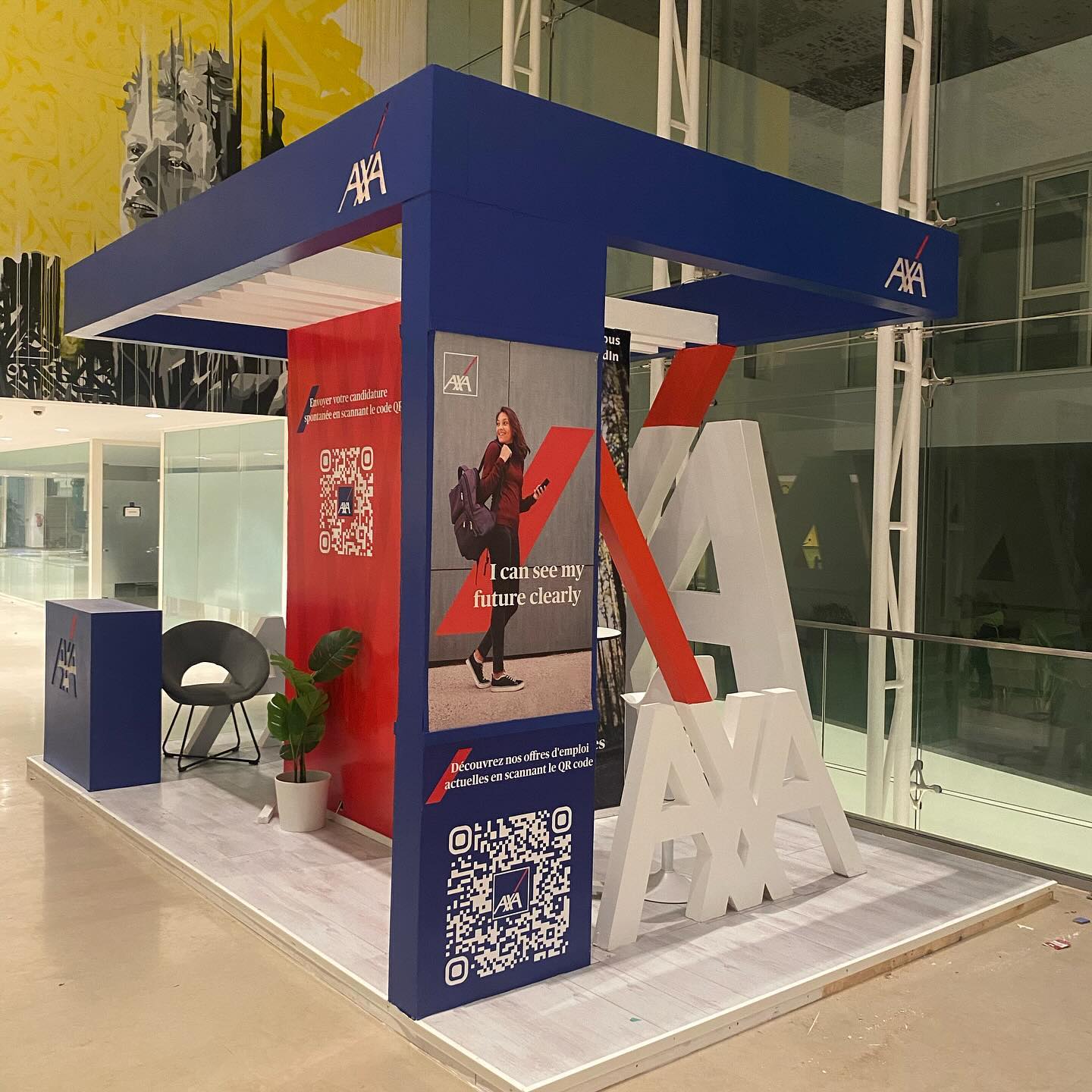 AXA — Stand recrutement & lettres 3D par Sign Print